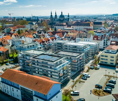 In der Langenbrückenstraße befindet sich der mehrteilige Gebäudekomplex. Noch herrscht hier Baustelle
