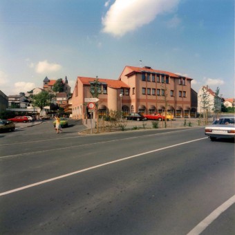 Rathausplatz, Zentrum Petersberg